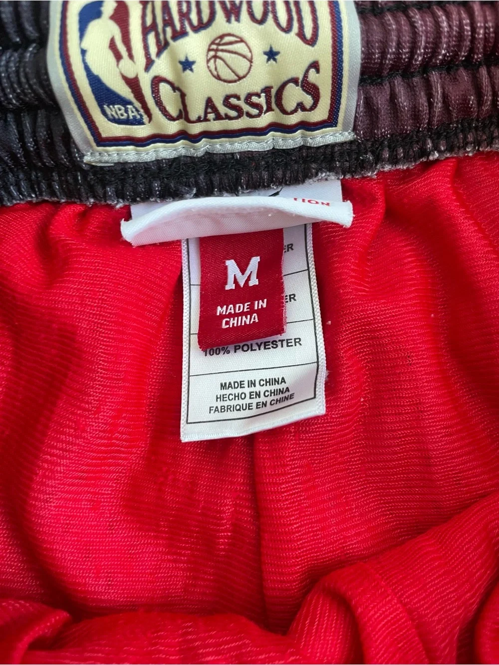 Men Size M Mitchell & Ness  NBA Red Chicago Bulls Golden Hour Swingman Shorts